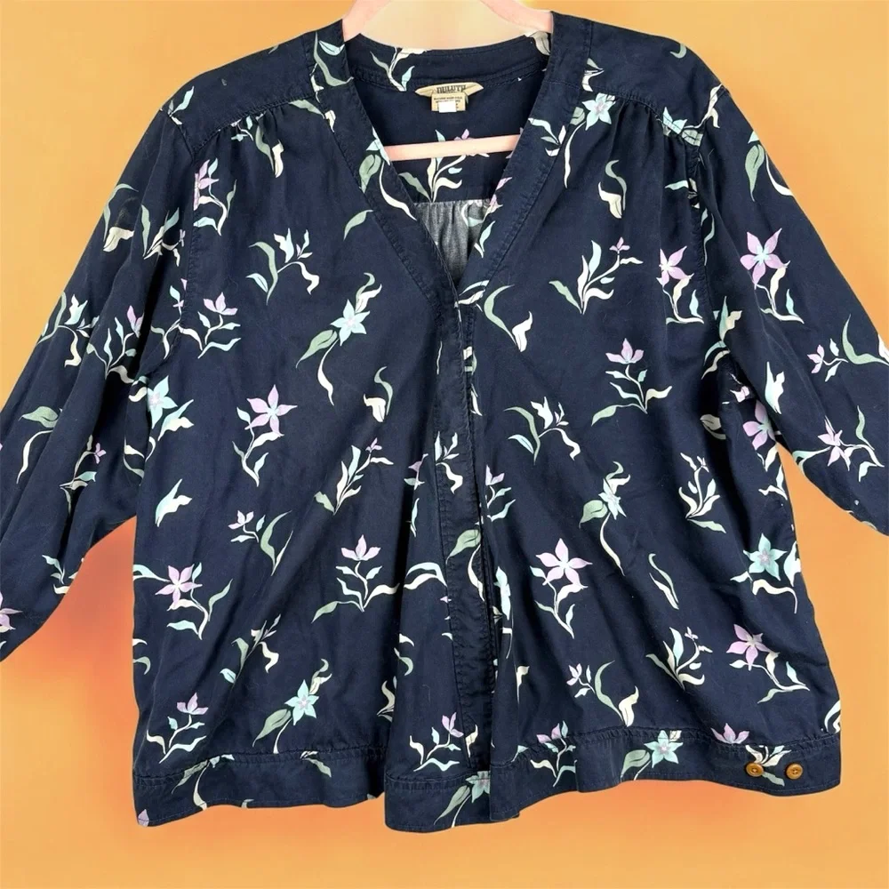 Duluth Trading Company Floral Tencel Printed Wrap Shirt Large Biodegradable Luxe - Picture 4 of 11